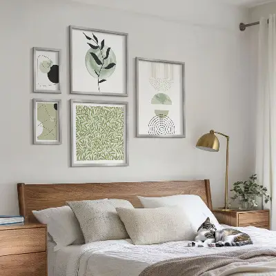 Billedkomposition til væg med abstrakte geometriske planter