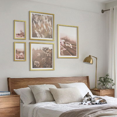 Billedsæt over sofa Blomstermotiver af delikat natur