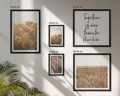 Billedkomposition til væg med naturlandskaber, blomster og ordsprog
