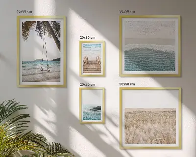 Billedsæt over sofa motiv af afslappende havudsigt