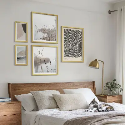 Minimalistisk naturkunst billedkomposition til væg