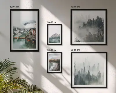 Vægdekoration med bjerglandskab motiv af bjerge, hytter og vand