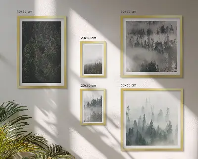 Billedsæt over sofa med motiv af grønne skove i tågede landskaber
