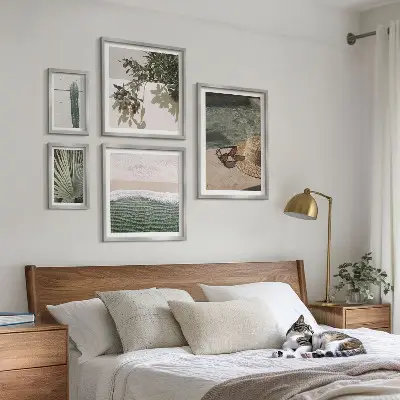 Billedkomposition til væg sommerplanter med vand for afslapning
