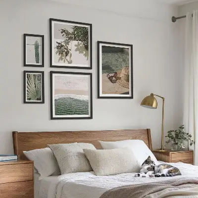 Billedkomposition til væg sommerplanter med vand for afslapning