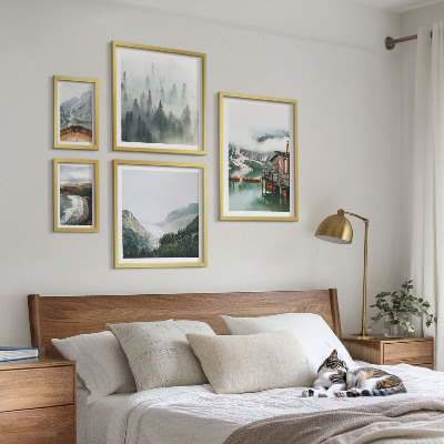 Billedsæt over sofa Bjerglandskaber, huse, vand