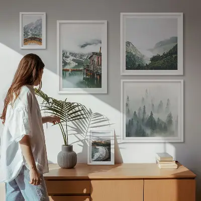Billedsæt til væg med bjerglandskaber, huse og vand