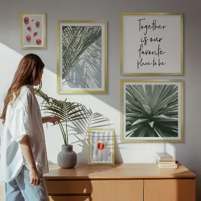 Billedkomposition til væg med boho-stil, planter, frugter og troper