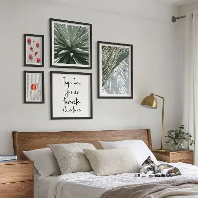 Billedkomposition til væg med boho-stil, planter, frugter og troper