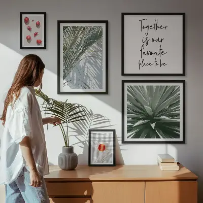 Billedkomposition til væg med boho-stil, planter, frugter og troper