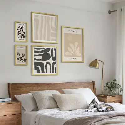 Billedsæt til væggen over sofaen stilfulde motiver med planter
