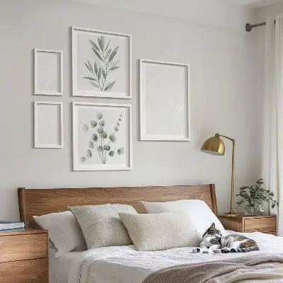 Billedsæt over sofa med elegant marmor og kviststruktur