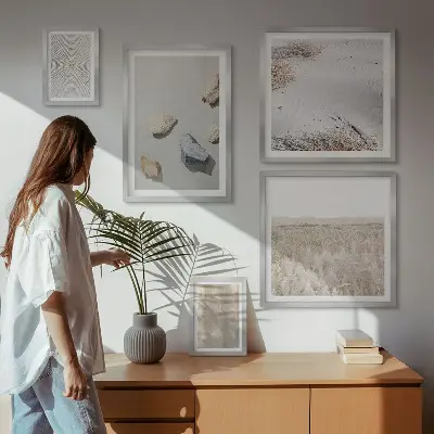 Billedsæt til væg over sofa i boho-stil med naturlige teksturer