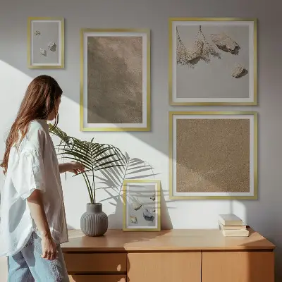 Billedsæt over sofa med motiv af naturlige strukturer fra Stenstrand