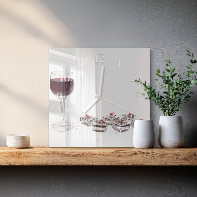 Firkantet vægur Et glas vin
