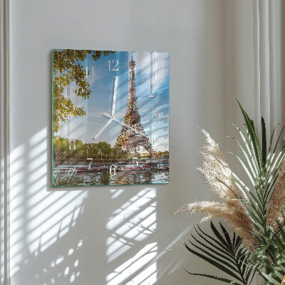 Glas ur Eiffeltårnet i Paris