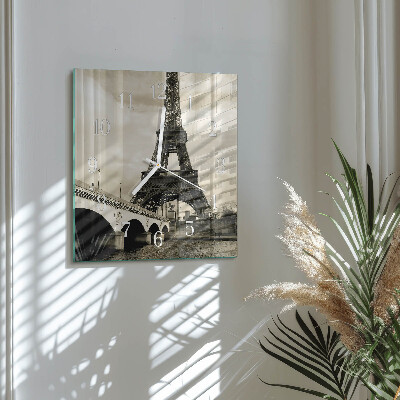 Glas ur Paris