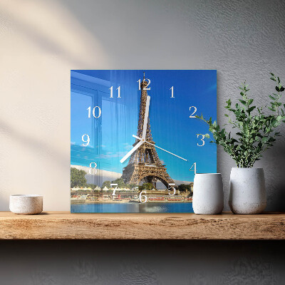 Glas ur Eiffeltårnet i Paris