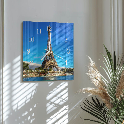 Glas ur Eiffeltårnet i Paris