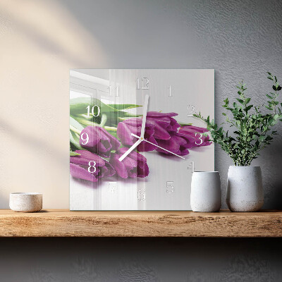 Glas ur Tulipaner