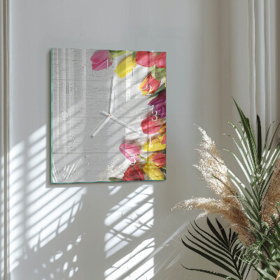 Glas ur Tulipaner
