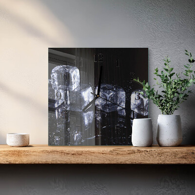 Glas vægur Isterninger