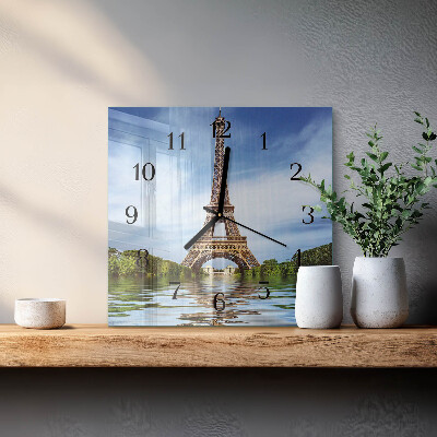 Glas vægur Eiffeltårnet