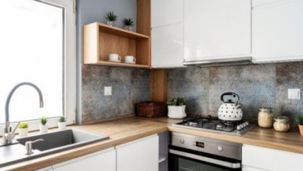 Sådan renoverer du et gammelt køkken billigt - enkle måder til en effektiv metamorfose